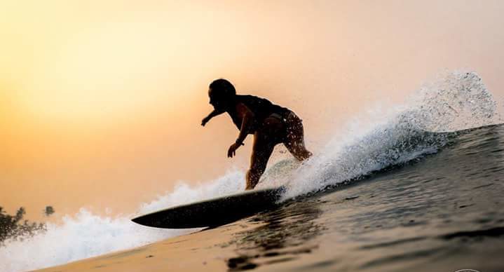 Surf Sistas Coach Allannah captured by photographer Pete Chamberlain